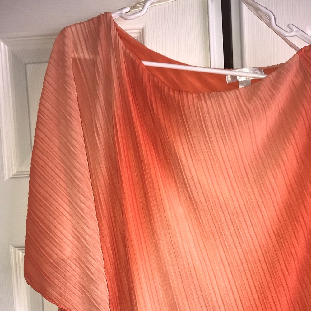 One shoulder flowing  orange ombré top